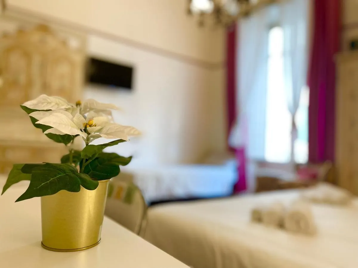 Montello Guest House & Apartment Katania