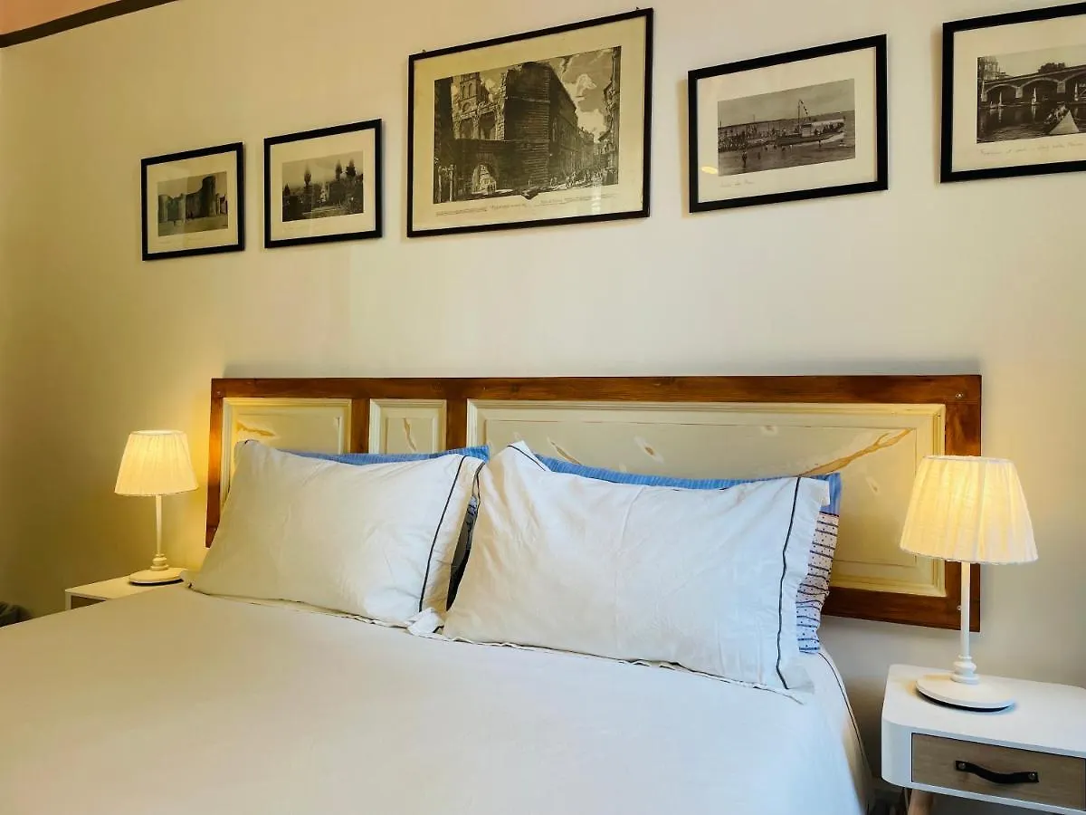 Montello Guest House & Apartment Katania